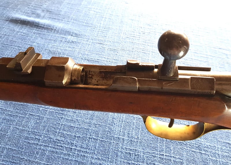 Tonis-Zuendnadelseite